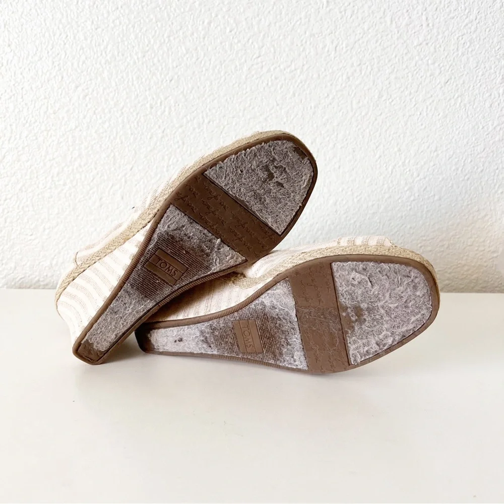 Toms Lina Wedges Beige Stripe Canvas Open Toe Size 7